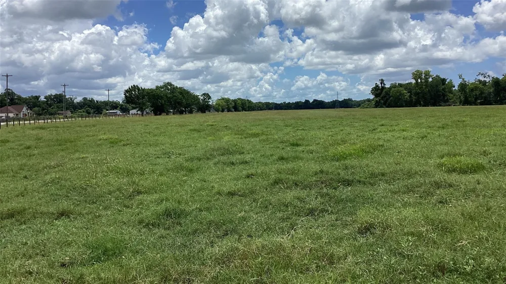 County Road 30s Angleton, TX 77515