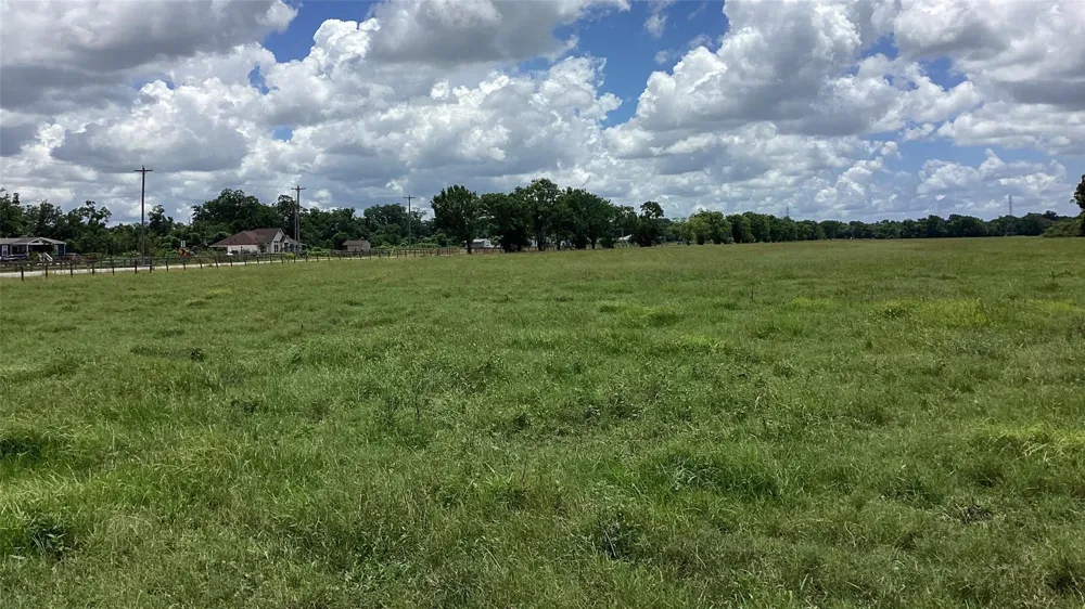 County Road 30s Angleton, TX 77515