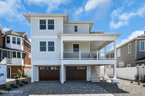151 Pershing Boulevard
