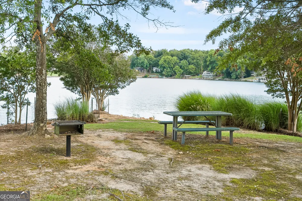 103 Free Bridge CT Hodges, SC 29653