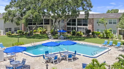 3800 Saxon Drive #19B