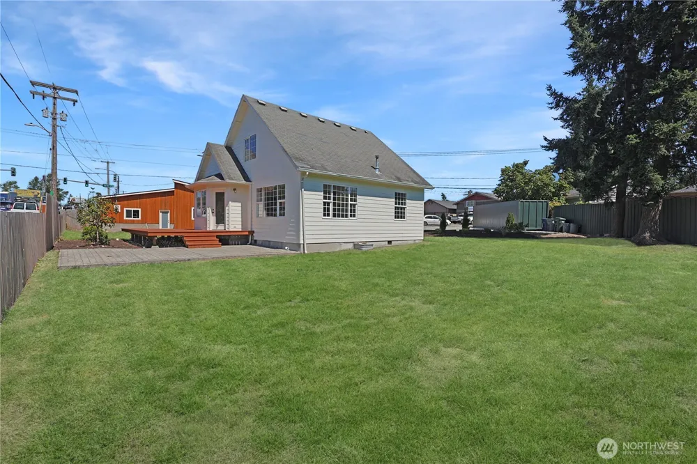 3618 Chrisella Road E Edgewood, WA 98372