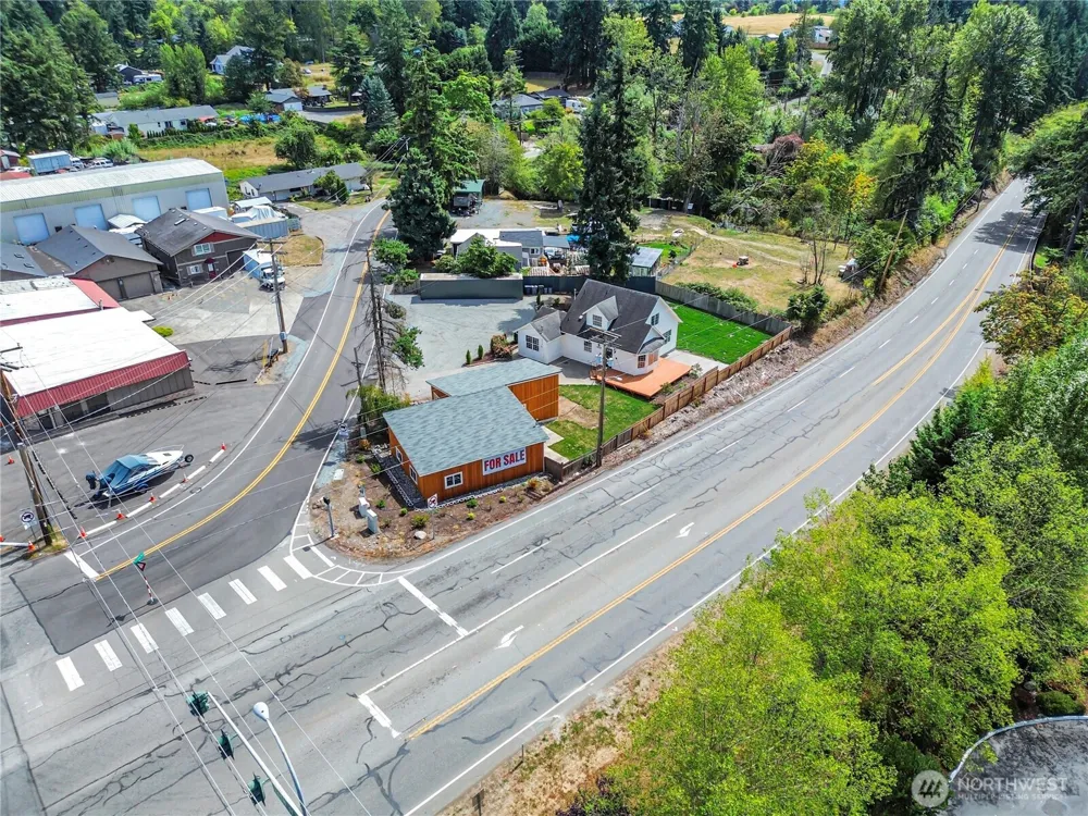 3618 Chrisella Road E Edgewood, WA 98372