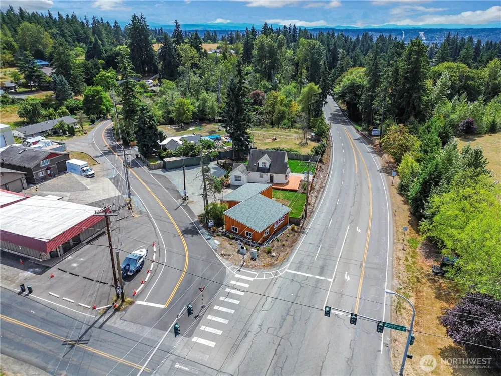 3618 Chrisella Road E Edgewood, WA 98372