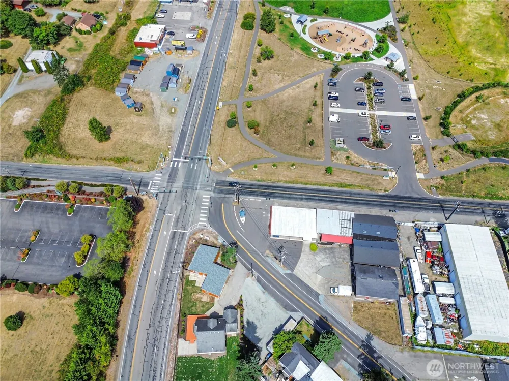3618 Chrisella Road E Edgewood, WA 98372