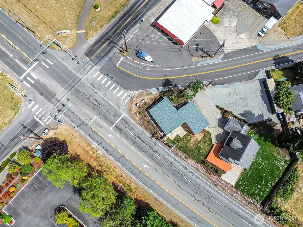 3618 Chrisella Road E Edgewood, WA 98372