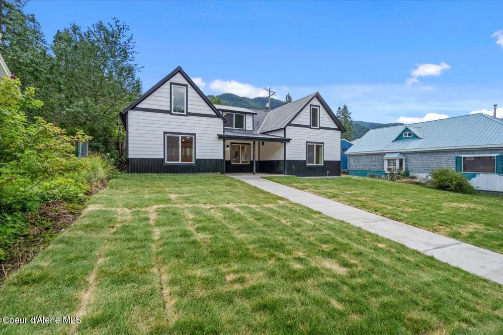 326 Park Street Mullan, ID 83846