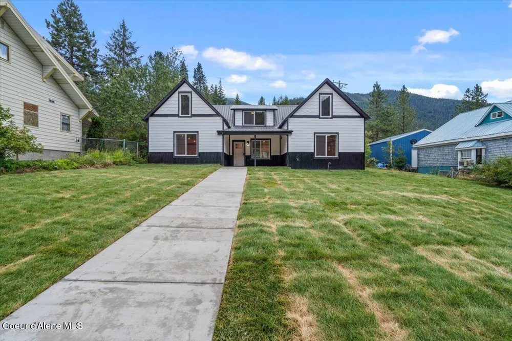 326 Park Street Mullan, ID 83846