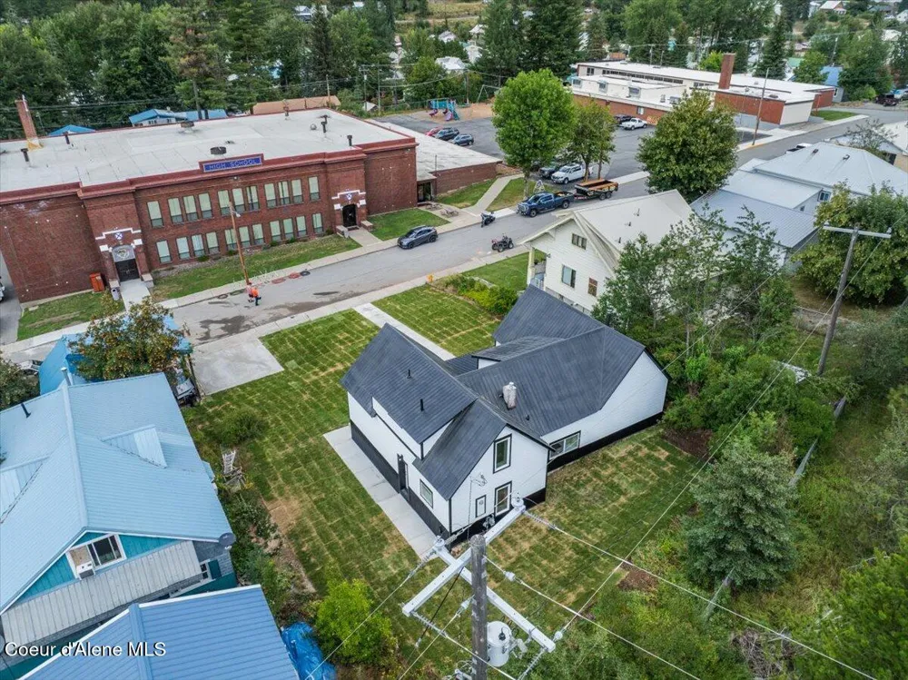 326 Park Street Mullan, ID 83846