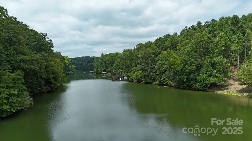 1559 Old Hwy 10 Road E Marion, NC 28752