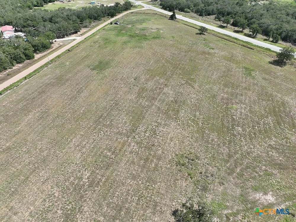 4810 Burke Road Flatonia, TX 78941