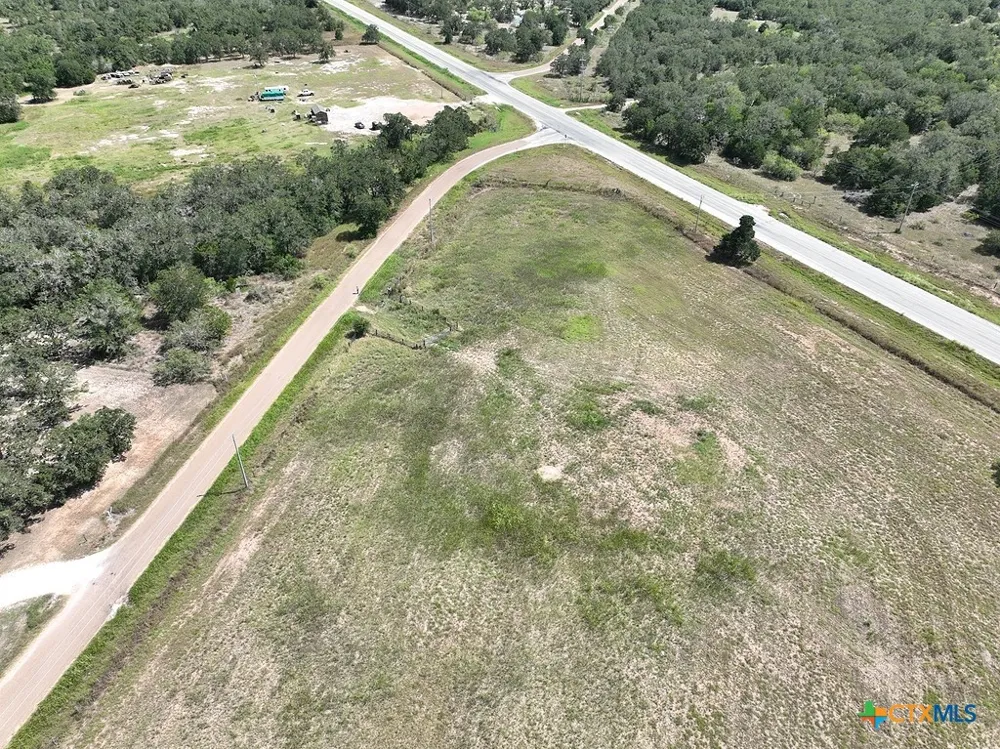 4810 Burke Road Flatonia, TX 78941