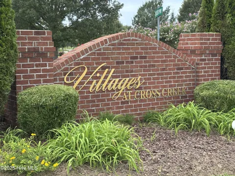 117-121 Savannah Circle