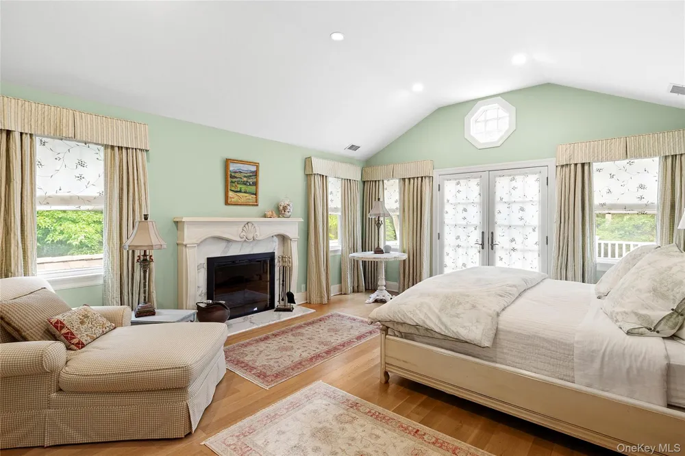 55 Cedar Lane W Remsenburg, NY 11960