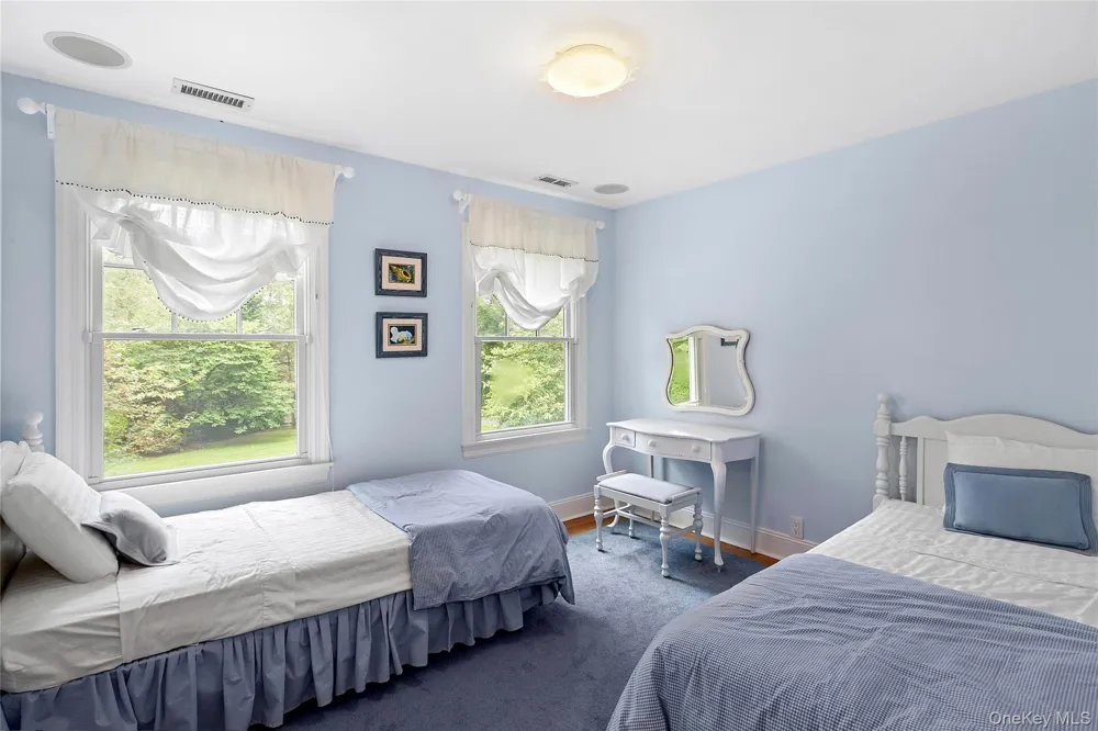 55 Cedar Lane W Remsenburg, NY 11960