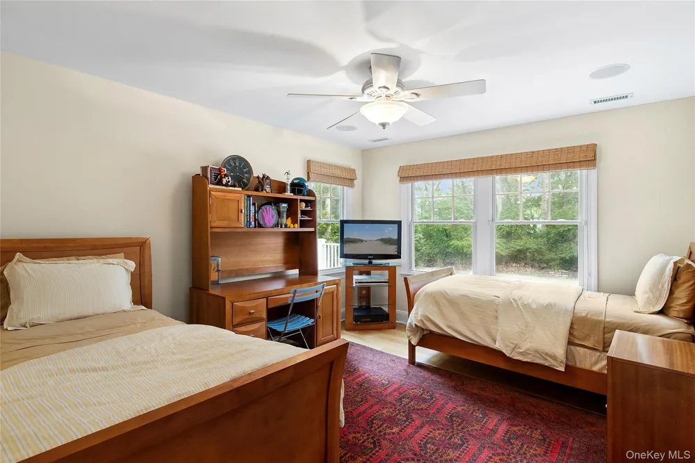 55 Cedar Lane W Remsenburg, NY 11960