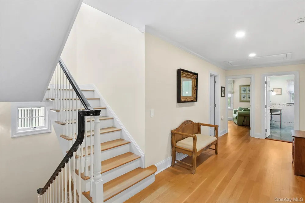 55 Cedar Lane W Remsenburg, NY 11960