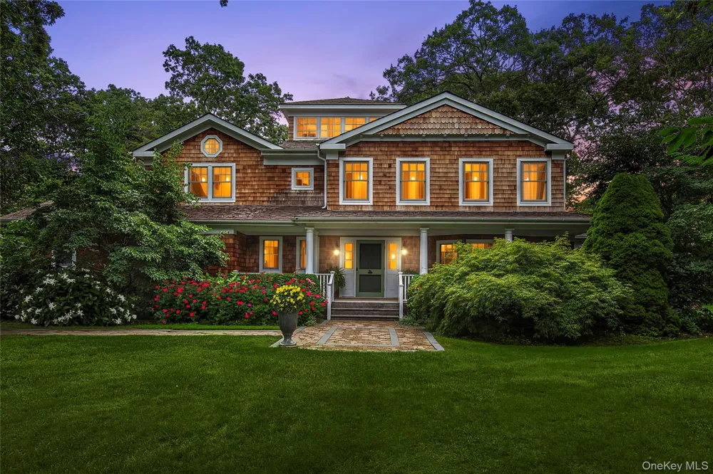 55 Cedar Lane W Remsenburg, NY 11960
