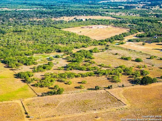 580 Rangeland Rd Seguin, TX 78155