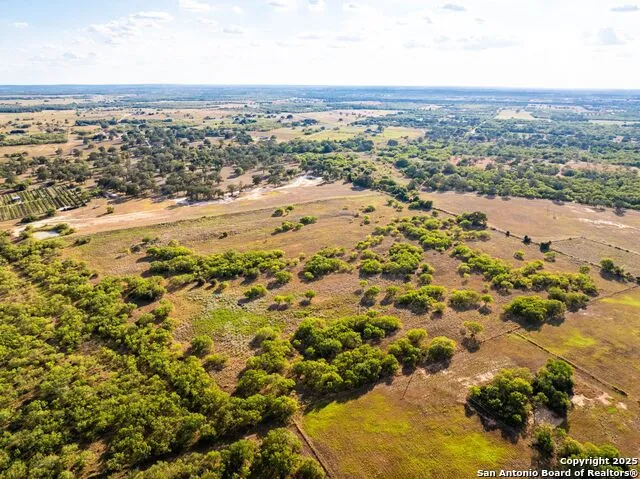 580 Rangeland Rd Seguin, TX 78155