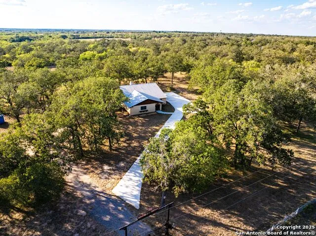 580 Rangeland Rd Seguin, TX 78155