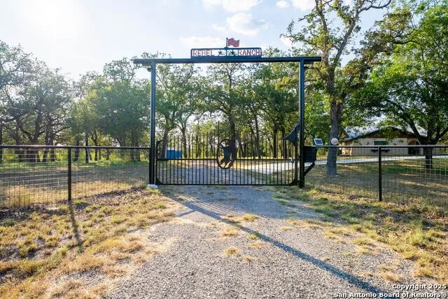 580 Rangeland Rd Seguin, TX 78155