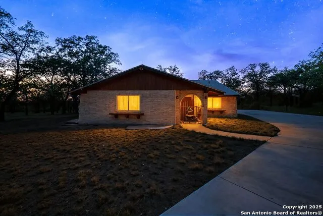 580 Rangeland Rd Seguin, TX 78155