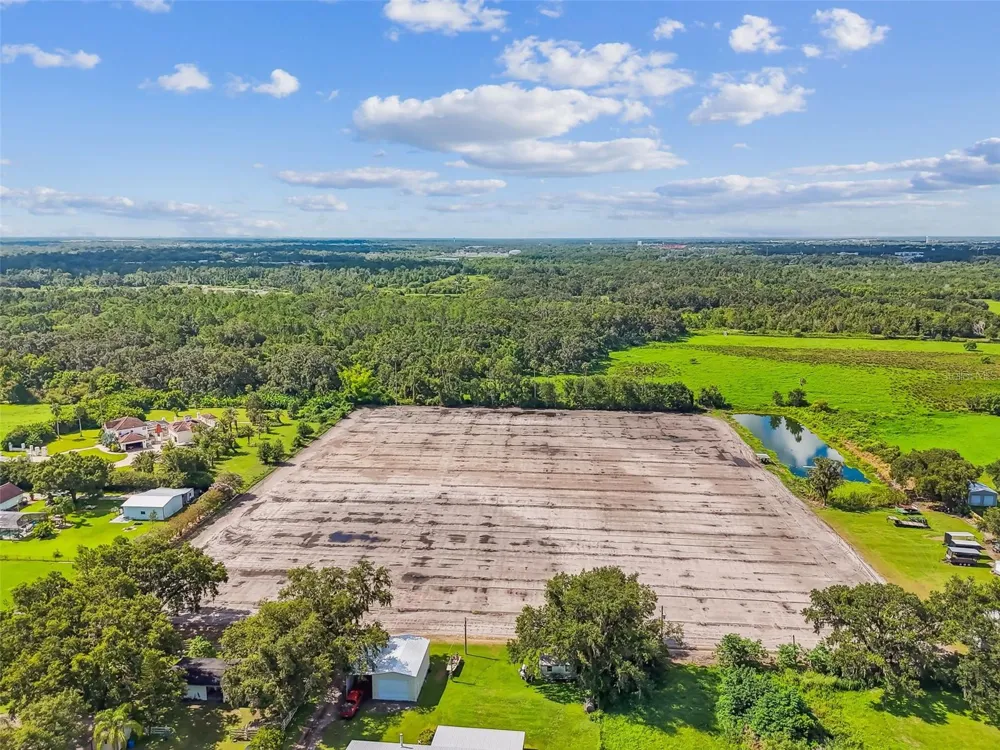 1715 W SAM ALLEN ROAD Plant City, FL 33565