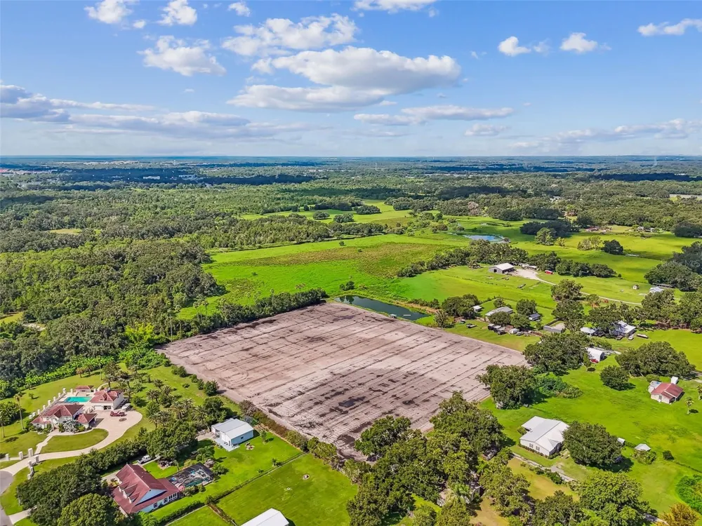 1715 W SAM ALLEN ROAD Plant City, FL 33565