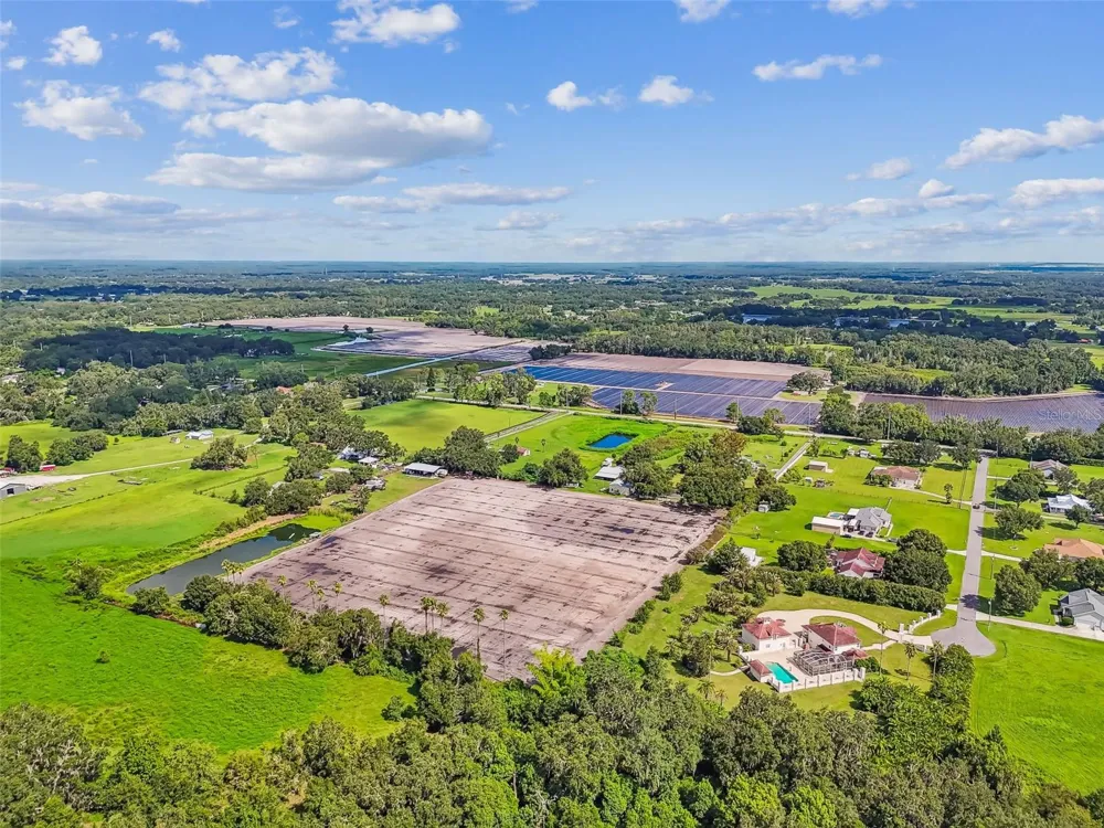 1715 W SAM ALLEN ROAD Plant City, FL 33565