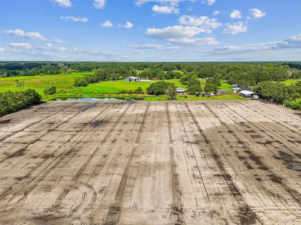 1715 W SAM ALLEN ROAD Plant City, FL 33565