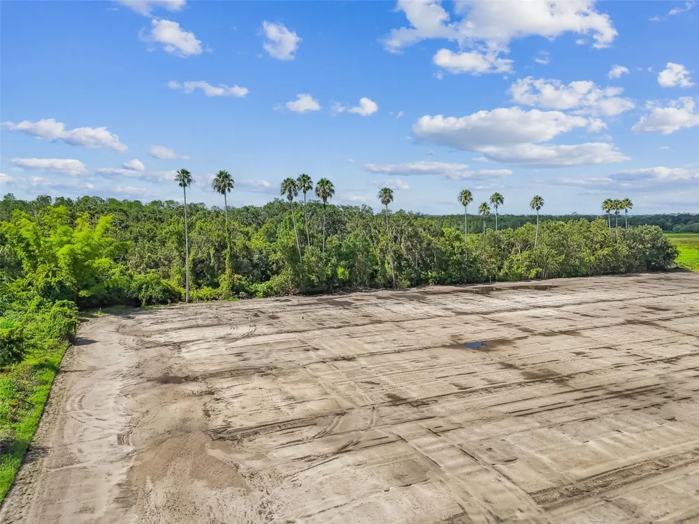 1715 W SAM ALLEN ROAD Plant City, FL 33565