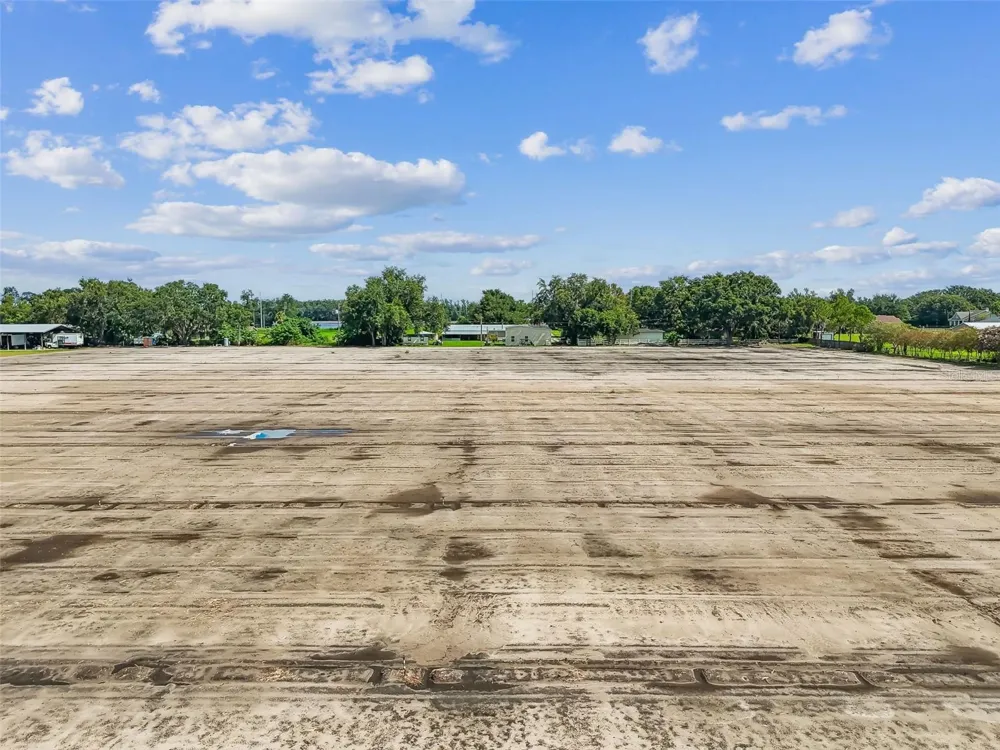1715 W SAM ALLEN ROAD Plant City, FL 33565