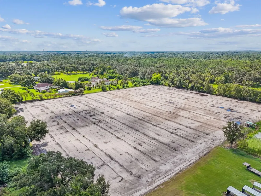1715 W SAM ALLEN ROAD Plant City, FL 33565