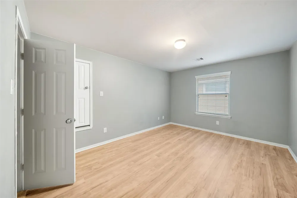 4411 Graceland Drive Deer Park, TX 77536
