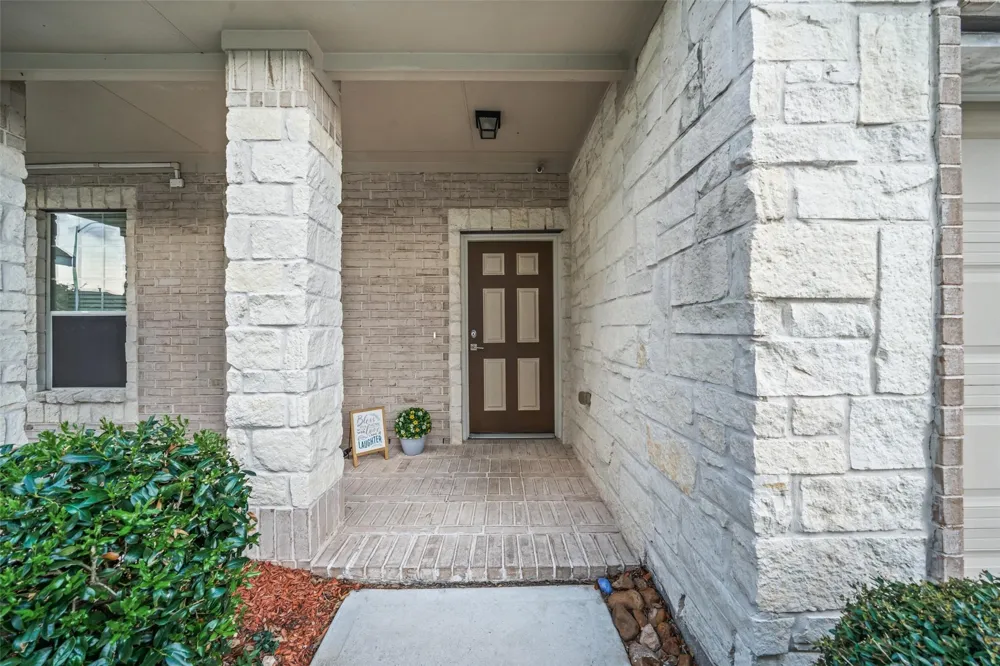 4411 Graceland Drive Deer Park, TX 77536