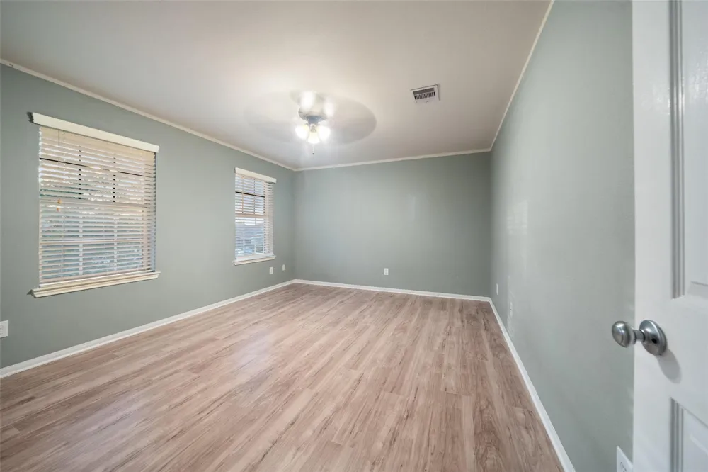 4411 Graceland Drive Deer Park, TX 77536