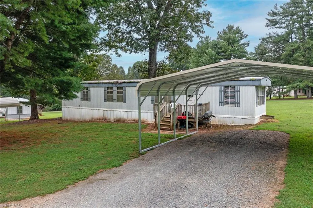7410 Olin Road Pfafftown, NC 27040