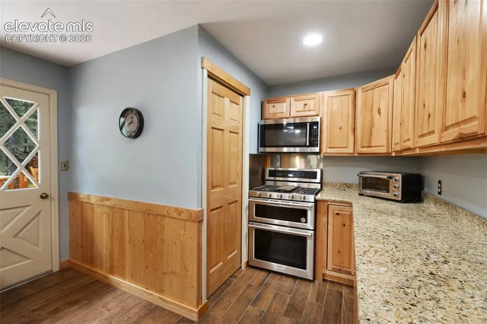 56 Blue Jay Lane Divide, CO 80814