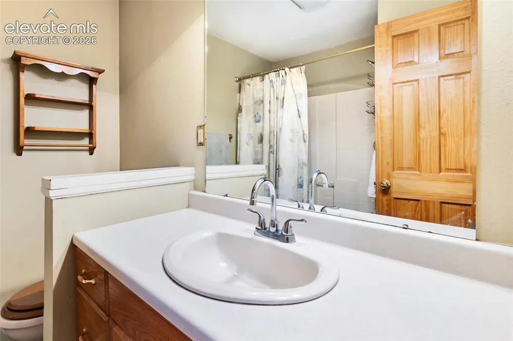 56 Blue Jay Lane Divide, CO 80814