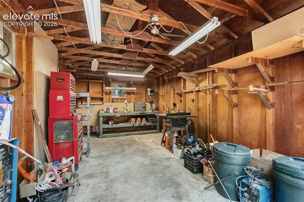 56 Blue Jay Lane Divide, CO 80814