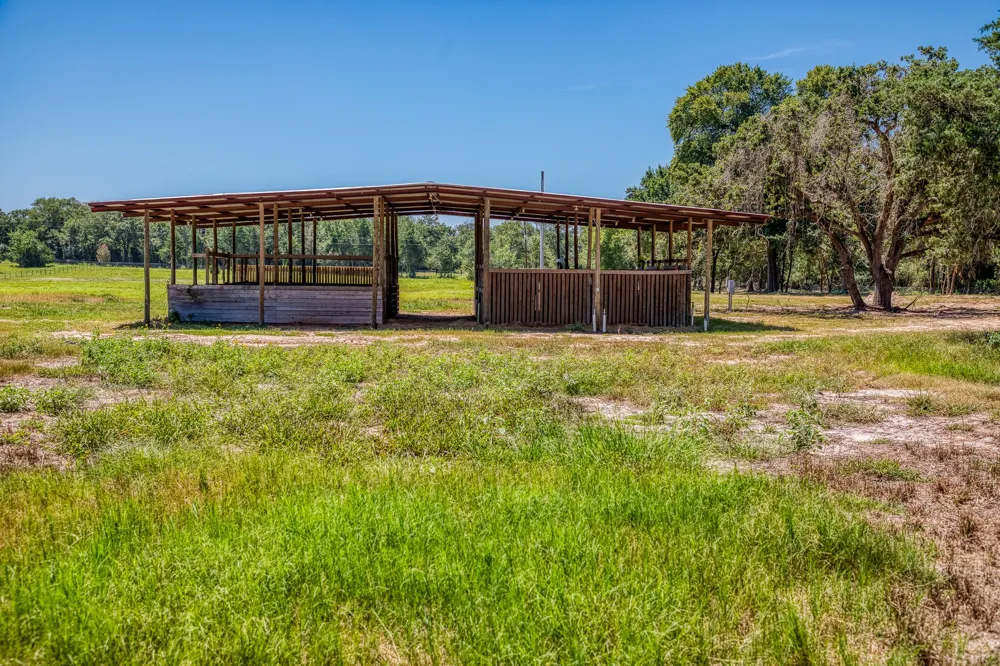 1922 County Road 324 Caldwell, TX 77836