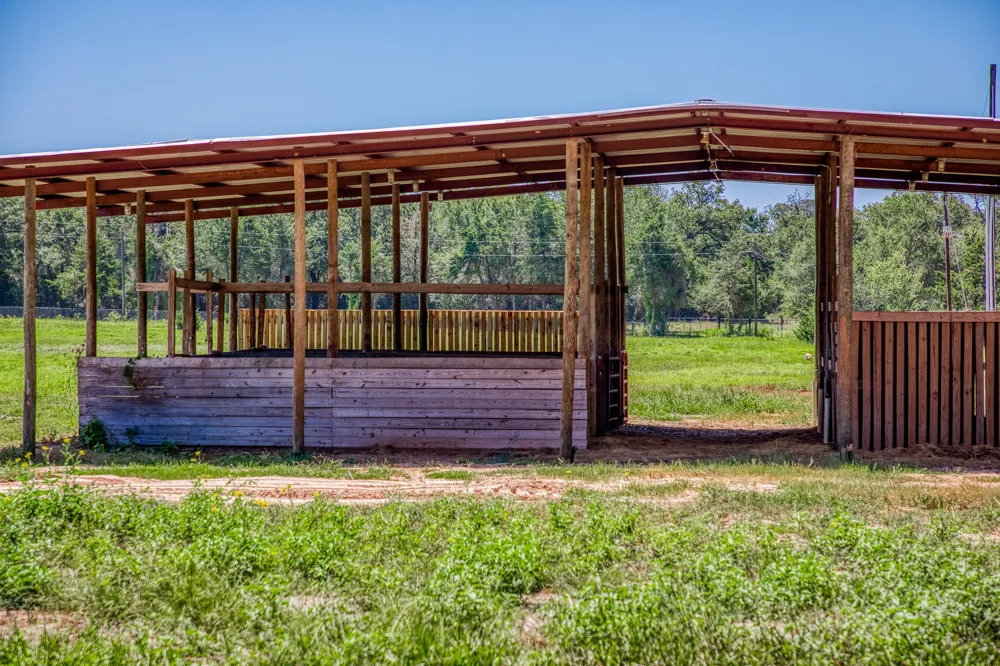 1922 County Road 324 Caldwell, TX 77836