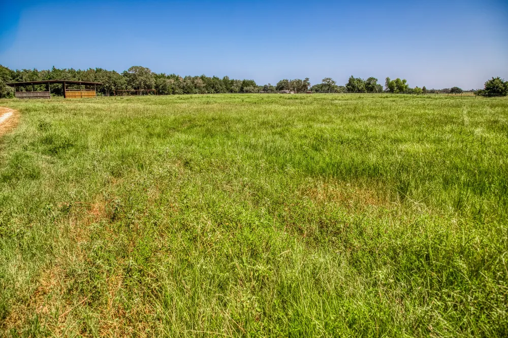1922 County Road 324 Caldwell, TX 77836