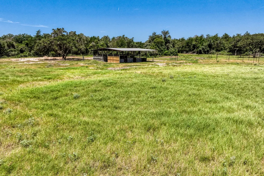 1922 County Road 324 Caldwell, TX 77836