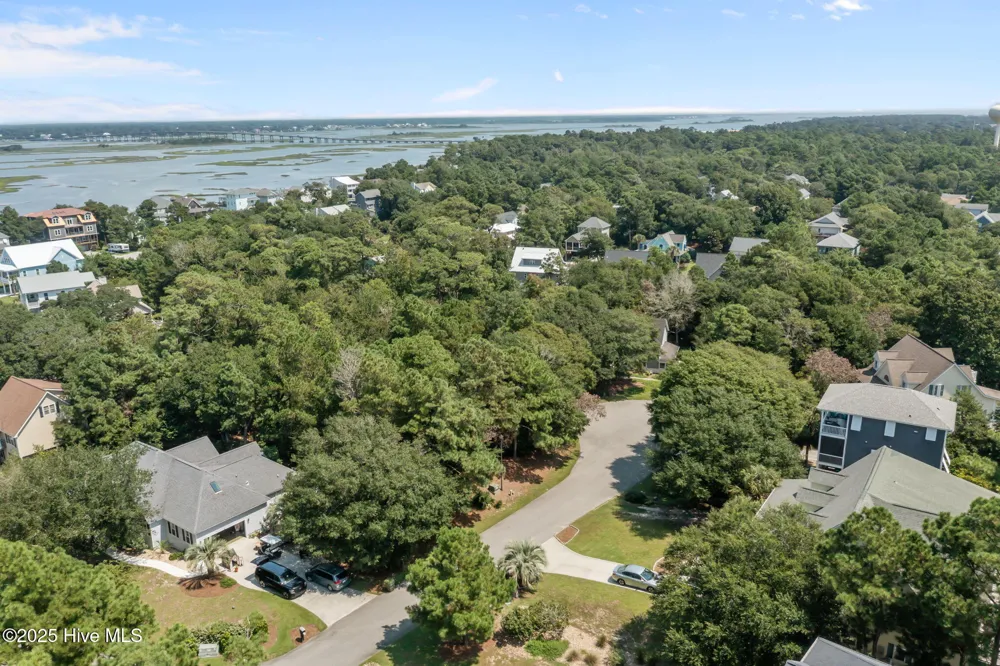 9704 Ashley Place Emerald Isle, NC 28594