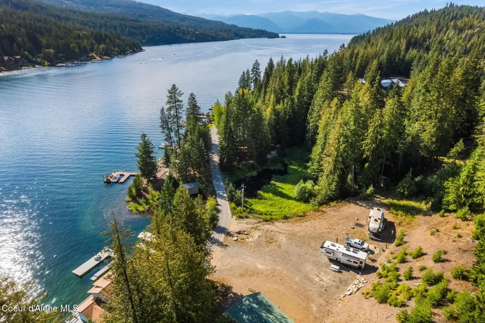 4XX E Bottle Bay Road Sagle, ID 83860