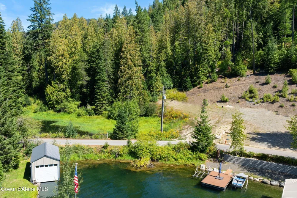 4XX E Bottle Bay Road Sagle, ID 83860
