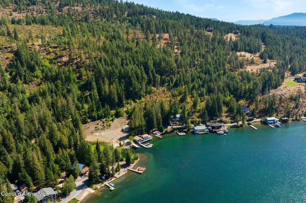 4XX E Bottle Bay Road Sagle, ID 83860
