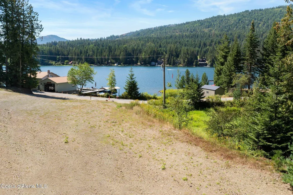 4XX E Bottle Bay Road Sagle, ID 83860
